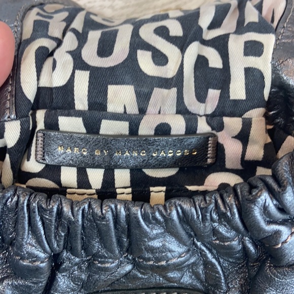 Marc by Marc Jacobs Dreamy Letter Linda Embossed Leather Bag Graphite Metal Bag - Picture 13 of 13